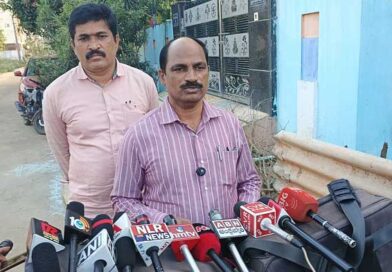 దగదర్తి తహసీల్దార్ కృష్ణ నివాసంలో ఏసీబీ సోదాలు-కోట్ల రూపాయల ఆక్రమ ఆస్తులు