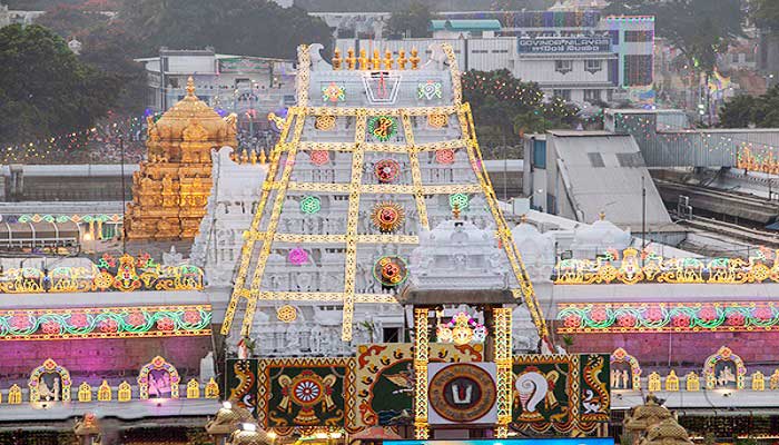 మార్చి 3న చంద్ర గ్రహణం కారణంగా శ్రీవారి ఆలయం మూత