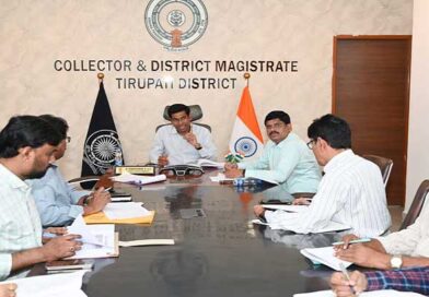 జాతీయ రహదారులు, రైల్వే ప్రాజెక్టుల భూసేకరణ,నిర్మాణ పనులను వేగవంతo-కలెక్టర్ వెంకటేశ్వర్