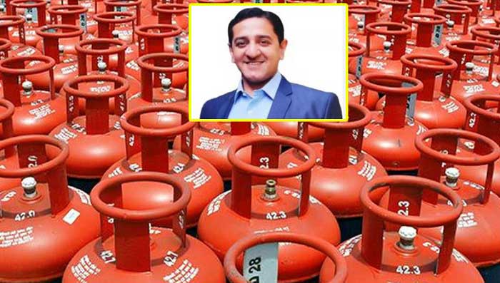 వంట గ్యాస్ కొరత లేదు వినియోగదారులు ఆందోళన చెందాల్సిన అవసరం లేదు-కమీషనర్ సౌరవ్ గౌర్ వంట గ్యాస్ కొరత లేదు వినియోగదారులు ఆందోళన చెందాల్సిన అవసరం లేదు-కమీషనర్ సౌరవ్ గౌర్