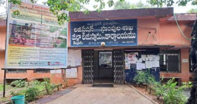 పాస్పోర్ట్ సేవా కేంద్రాల తరహాలో రిజిస్ట్రేషన్ సేవా కేంద్రాలు-జిల్లా రిజిస్ట్రారు M.రవిజోసెఫ్