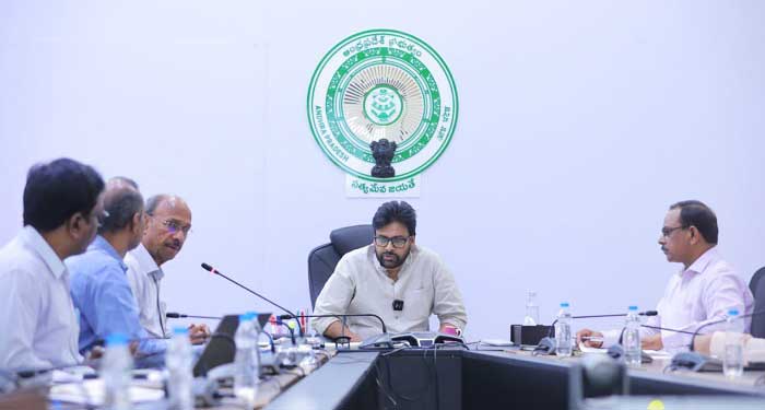 ఉప్పాడ తీర ప్రాంతంలో పరిస్థితులపై అధ్యయనం చేయండి- ఉప ముఖ్యమంత్రి పవన్ కళ్యాణ్