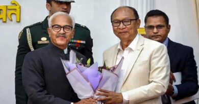 మణిపుర్‌ నూతన ముఖ్యమంత్రిగా యుమ్నమ్‌ ఖేమ్‌చంద్‌ సింగ్‌ ప్రమాణస్వీకారం