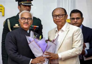 మణిపుర్‌ నూతన ముఖ్యమంత్రిగా యుమ్నమ్‌ ఖేమ్‌చంద్‌ సింగ్‌ ప్రమాణస్వీకారం