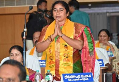 నెల్లూరు నగరపాలక సంస్థ మేయర్ గా 53వ డివిజన్ కార్పొరేటర్ దేవరకొండ సుజాత ఎన్నిక