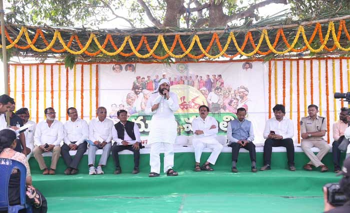 గత ప్రభుత్వం నిధుల మళ్లింపే ఏజెన్సీ వెనుకబాటుకు కారణం-ఉప ముఖ్యమంత్రి