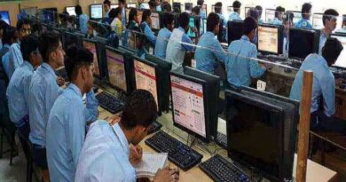 ఇంటర్ పరీక్షల్లో 12 సంవత్సరాల తరువాత అత్యధిక ఉత్తీర్ణత శాతాన్ని సాధించిన విద్యార్దులు ఇంటర్ పరీక్షల్లో 12 సంవత్సరాల తరువాత అత్యధిక ఉత్తీర్ణత శాతాన్ని సాధించిన విద్యార్దులు