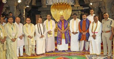 శ్రీవారిని దర్శించుకున్న భారత ఉప రాష్ట్రపతి సి.పి. రాధాకృష్ణన్