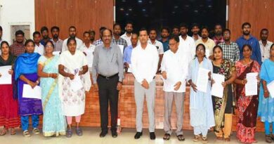 110 మంది సచివాలయాల VROలకు గ్రేడ్-2 నుంచి గ్రేడ్-1 VROలుగా పదోన్నతులు-కలెక్టర్