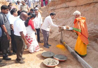 నెల్లూరులో 40 కోట్లతో తాగునీటి ప్రాజెక్టుకు శంకుస్థాపన చేసిన మంత్రి నారాయణ నెల్లూరులో 40 కోట్లతో తాగునీటి ప్రాజెక్టుకు శంకుస్థాపన చేసిన మంత్రి నారాయణ