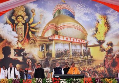 పశ్చిమ బెంగాల్ రాష్ట్ర ముఖ్యమంత్రిగా ప్రమాణ స్వీకారం చేసిన సువేందు అధికారి