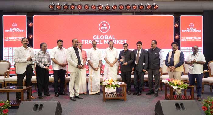 బెస్ట్ టూరిజం ప్రమోషన్ స్టేట్”గా ఆంధ్రప్రదేశ్‌-అవార్డు అందుకున్నమంత్రి కందుల దుర్గేష్