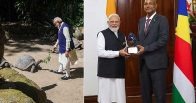 సీషెల్స్‌ దేశ అత్యున్నత పురస్కారమైన “గార్డియన్ ఆఫ్ ది బ్లూ హారిజన్”అందుకున్న ప్రదాని మోదీ