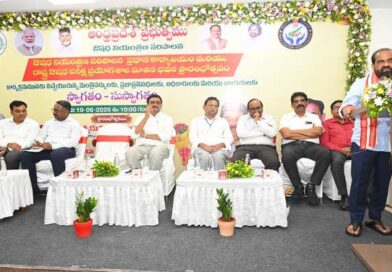 నాసిరకం మందుల చెలామణిపై ఉక్కుపాదం మోపాలి- వైద్యారోగ్య శాఖ మంత్రి సత్యకుమార్ నాసిరకం మందుల చెలామణిపై ఉక్కుపాదం మోపాలి- వైద్యారోగ్య శాఖ మంత్రి సత్యకుమార్