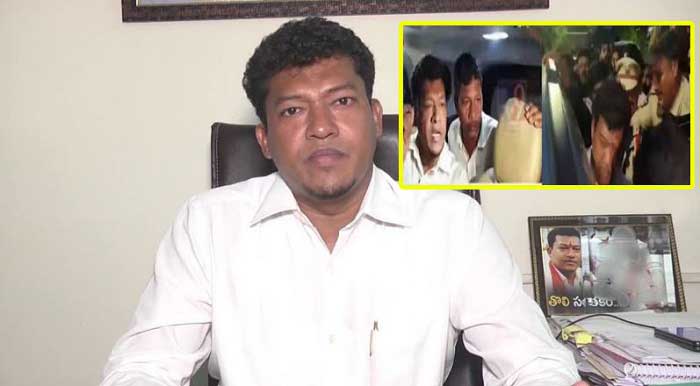 వైసీపీ నేత, మాజీ మంత్రి సీదిరి అప్పలరాజు అరెస్ట్ వైసీపీ నేత, మాజీ మంత్రి సీదిరి అప్పలరాజు అరెస్ట్