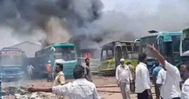 ఆటోనగర్‌లో భారీ అగ్ని ప్రమాదం-7 బస్సులు అగ్నికి అహుతి