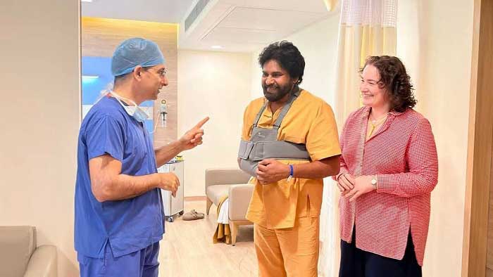ముంబయి ఆసుపత్రి నుంచి పవన్ కళ్యాణ్ డిశ్చార్జ్