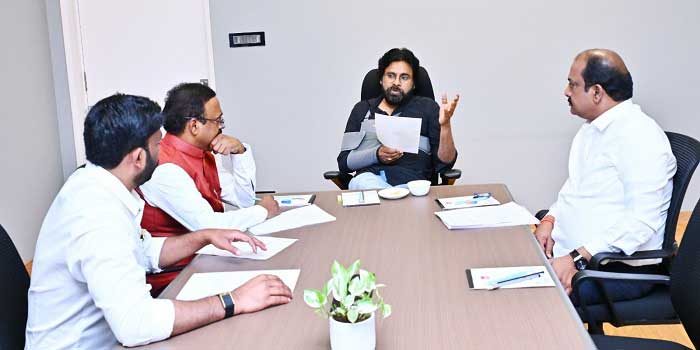 పార్లమెంట్ చర్చల్లో ‘నేషన్ ఫస్ట్’ భావన వినిపించాలి- ఉప ముఖ్యమంత్రి పార్లమెంట్ చర్చల్లో ‘నేషన్ ఫస్ట్’ భావన వినిపించాలి- ఉప ముఖ్యమంత్రి