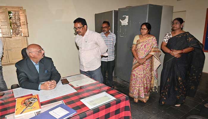 సమాచార హక్కు చట్టాన్ని సమర్థవంతంగా అమలు చేయాలి-సమాచార హక్కు చట్టం కమిషనర్