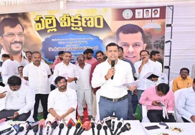 పల్లె వీక్షణతో గ్రామాల్లో సమస్యలకు వేగంగా పరిష్కారం-జిల్లా కలెక్టర్ హిమాన్షు శుక్ల పల్లె వీక్షణతో గ్రామాల్లో సమస్యలకు వేగంగా పరిష్కారం-జిల్లా కలెక్టర్ హిమాన్షు శుక్ల