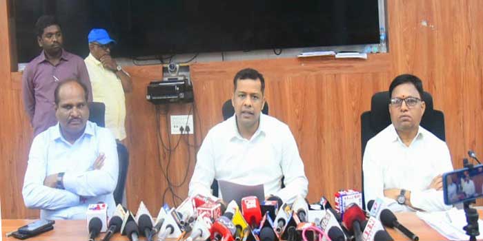 SIR ప్రక్రియలో 38,645 డూప్లికేట్ ఓట్లు-31వ తేదీన డ్రాఫ్ట్ ఓటర్ల జాబితా-కలెక్టర్ హిమాన్షు శుక్ల