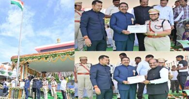 జాతీయ పతాకాన్ని ఆవిష్కరించిన మంత్రి డాక్టర్ పొంగూరు నారాయణ