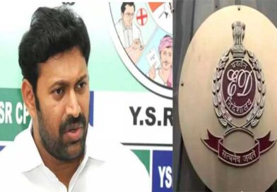 వివేకా హత్య కేసులో కడప ఎంపీ వైఎస్ అవినాష్ రెడ్డి నివాసంలో ఈడీ సోదాలు