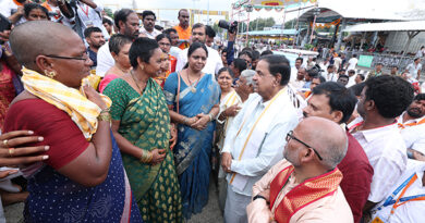 గరుడసేవ ఏర్పాట్లను పరిశీలించిన టీటీడీ చైర్మన్ గరుడసేవ ఏర్పాట్లను పరిశీలించిన టీటీడీ చైర్మన్