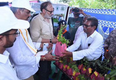 పచ్చదనమే భావి తరాల భద్రతకు పునాది-నాగబాబు పచ్చదనమే భావి తరాల భద్రతకు పునాది-నాగబాబు