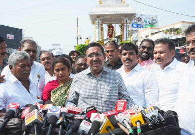 నగరంలో 14 ఐలాండ్లను సుందరీకరించేందుకు శంకుస్థాపనలు చేసిన మంత్రి నారాయణ