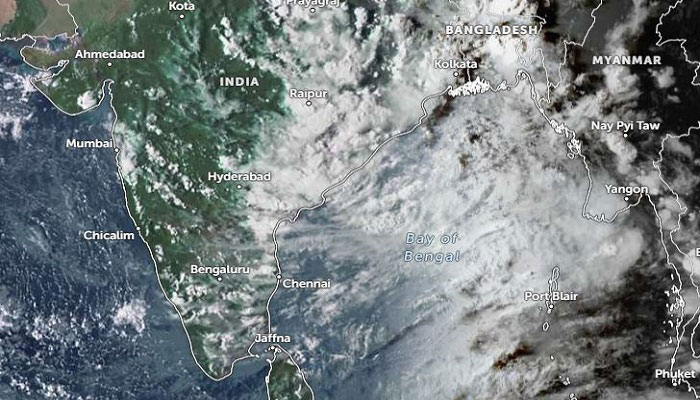 ఉత్తర బంగాళాఖాతంలో కేంద్రీకృతమైన అల్పపీడనం ఉత్తర బంగాళాఖాతంలో కేంద్రీకృతమైన అల్పపీడనం