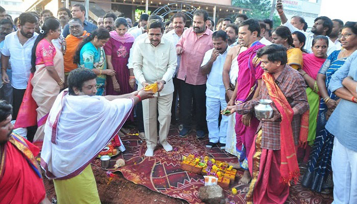 చింతారెడ్డిపాళెం క్రాస్రోడ్డు వద్ద అండర్పాస్,సర్వీస్ రోడ్డు-శంకుస్థాపన చేసిన మంత్రి నారాయణ,ఎమ్మెల్యే చింతారెడ్డిపాళెం క్రాస్రోడ్డు వద్ద అండర్పాస్,సర్వీస్ రోడ్డు-శంకుస్థాపన చేసిన మంత్రి నారాయణ,ఎమ్మెల్యే