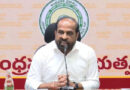 సుదీర్ఘకాలంగా అనధికార విధుల గైర్హాజరీ వైద్యులపై ప్రభుత్వ కొరడా
