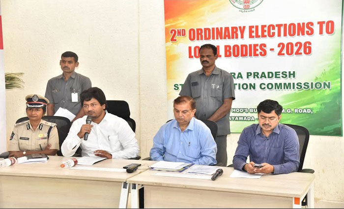 ఎంపీటీసీ, జెడ్పీటీసీ ఎన్నికల నిర్వహణకు నోటిఫికేషన్ విడుదల చేసిన రాష్ట్ర ఎన్నికల కమిషనర్