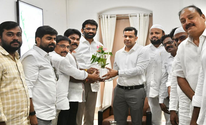 కార్పొరేషన్ ఎన్నికల్లో అధికార పార్టీ దౌర్జన్యాలకు తెరదీసే అవకాశం-ఎమ్మెల్సీ చంద్రశేఖర్ రెడ్డి కార్పొరేషన్ ఎన్నికల్లో అధికార పార్టీ దౌర్జన్యాలకు తెరదీసే అవకాశం-ఎమ్మెల్సీ చంద్రశేఖర్ రెడ్డి